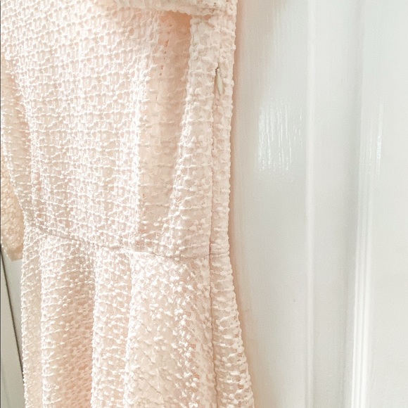 LUSH Cream Lace Skater Dress Size Small - Picture 3 of 4